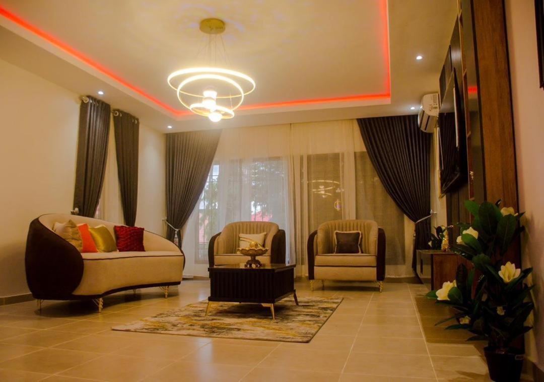 House 103 Abuja Apartment Exterior photo