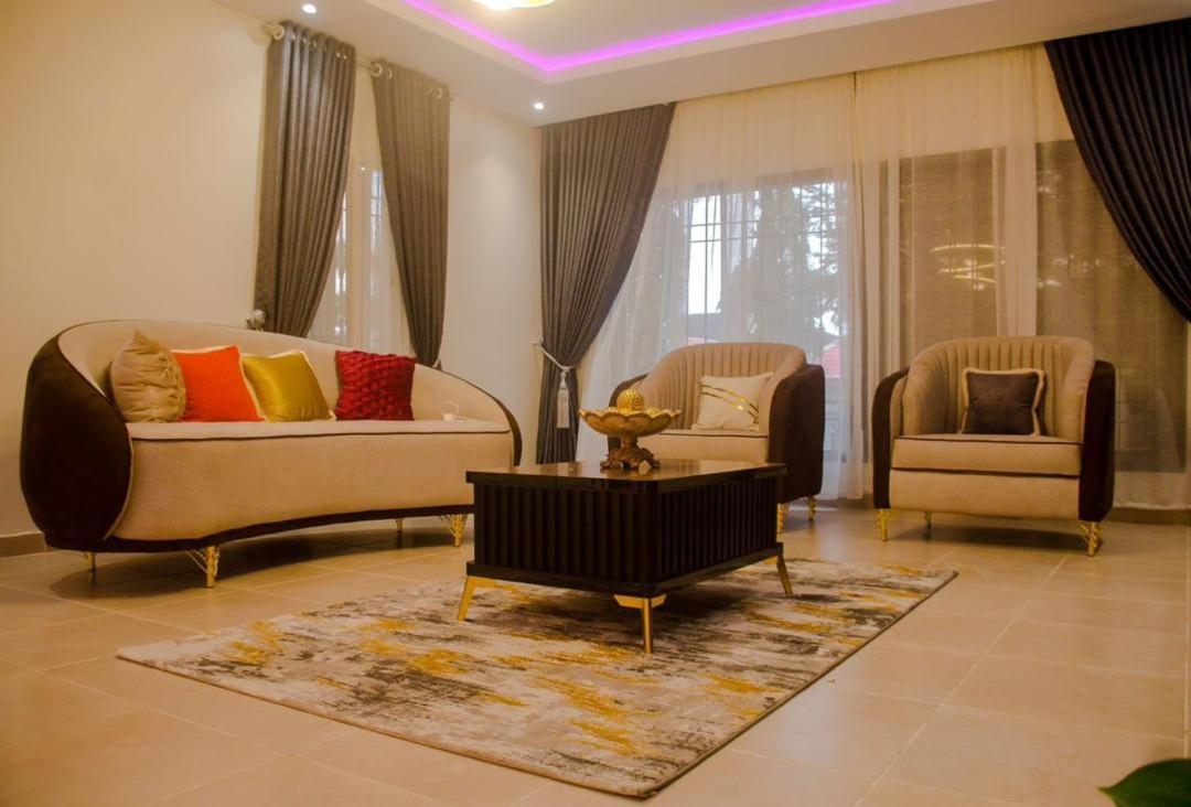 House 103 Abuja Apartment Exterior photo